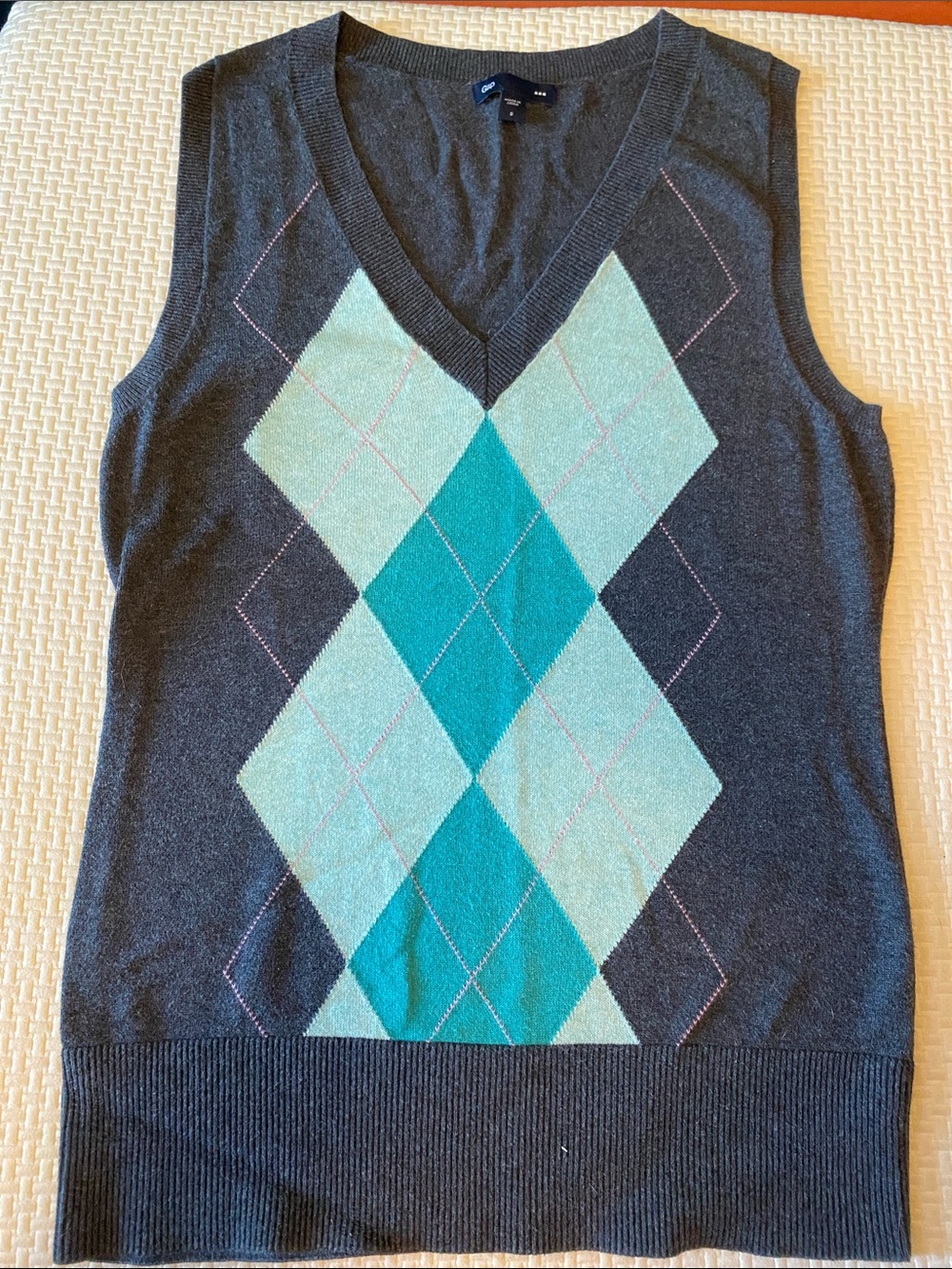 Gap argyle sweater vest